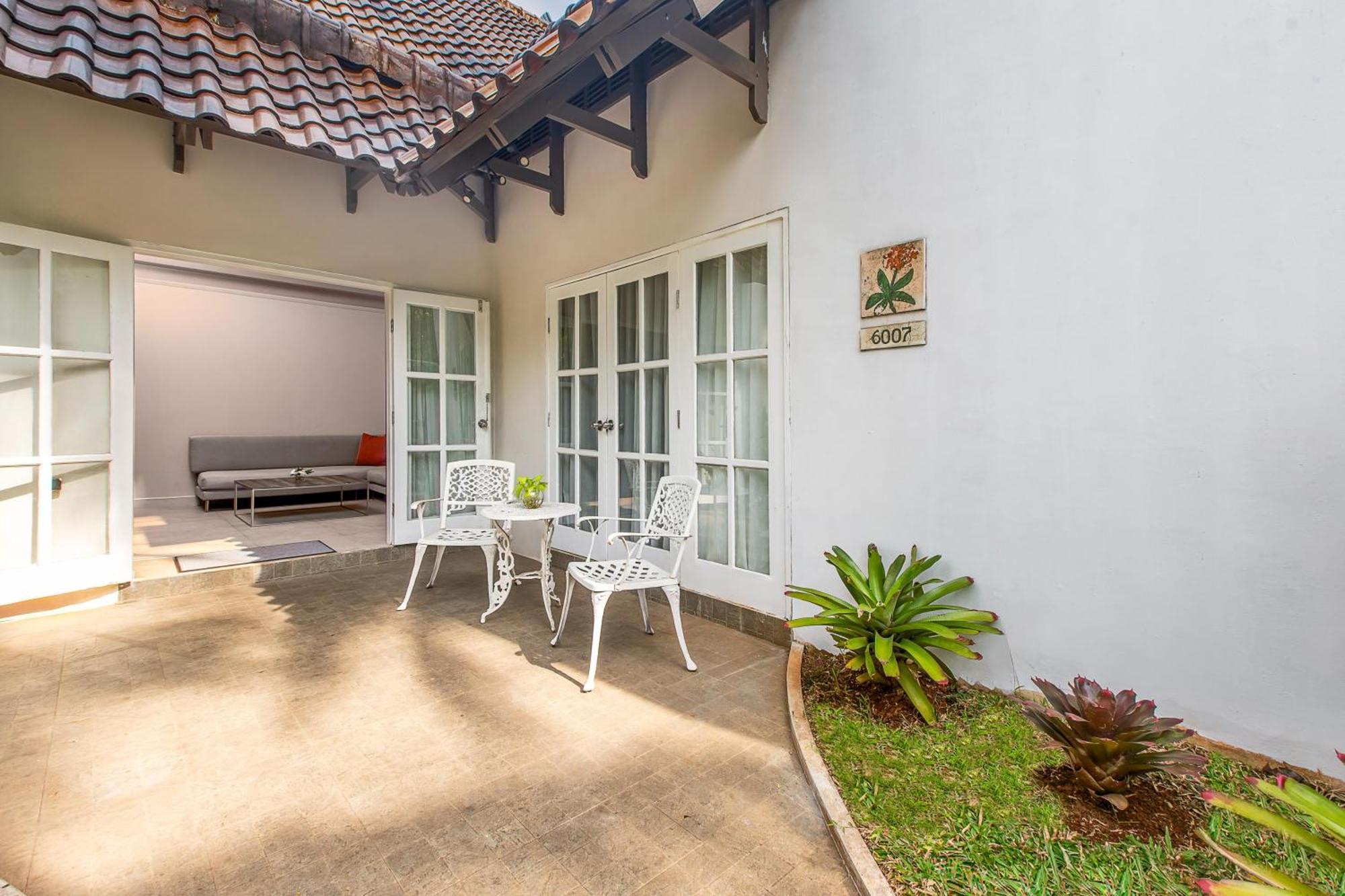 טנגרנג Aryaduta Lippo Village מראה חיצוני תמונה